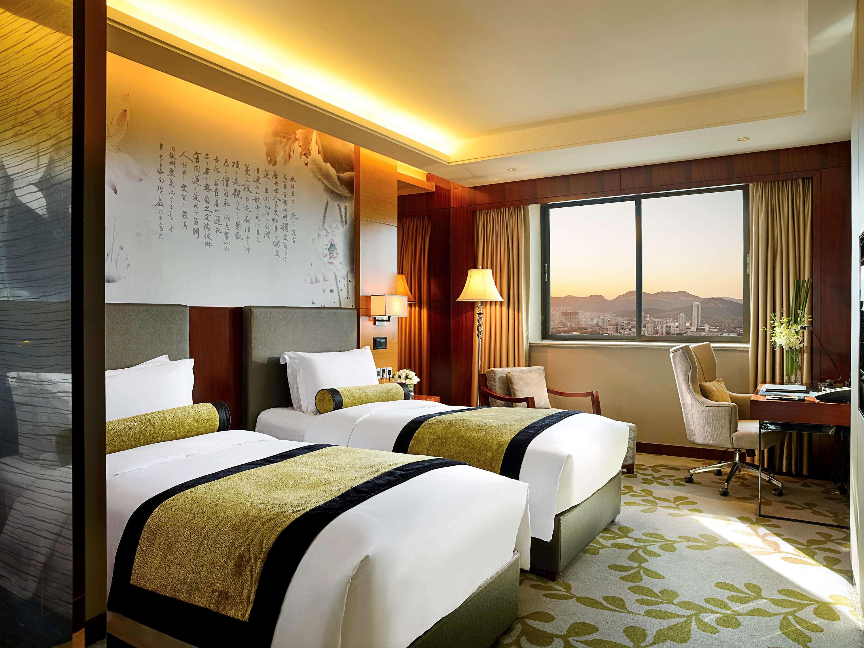 Enlux Hotel Цзинань Экстерьер фото